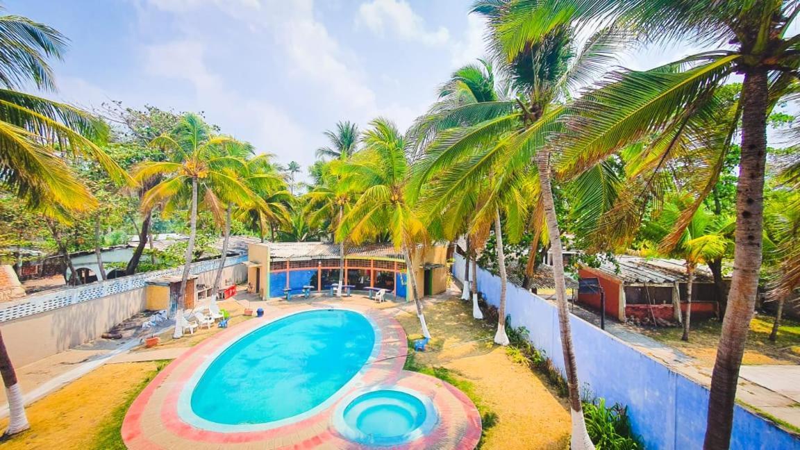 Hostal Club Mochilero La Libertad Ngoại thất bức ảnh